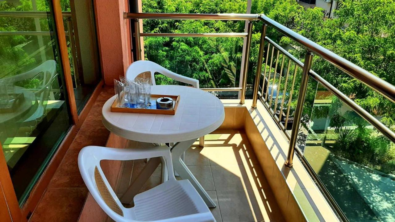 Adri Guest House 네세부르 외부 사진
