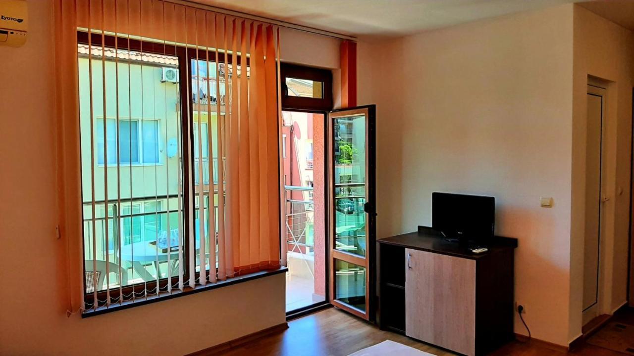 Adri Guest House 네세부르 외부 사진