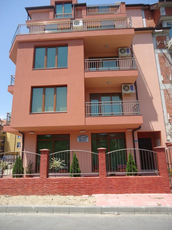 Adri Guest House 네세부르 외부 사진